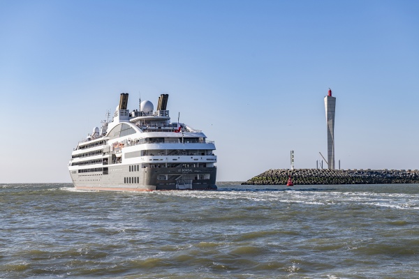 Port Oostende cruiseterminal cruise Le Boreal