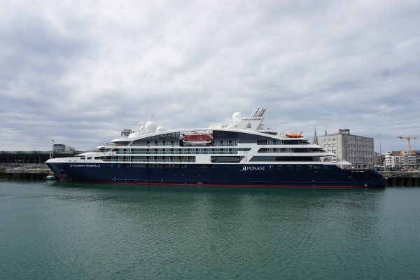 Port Oostende cruiseterminal cruise Le Dumont d'Urville